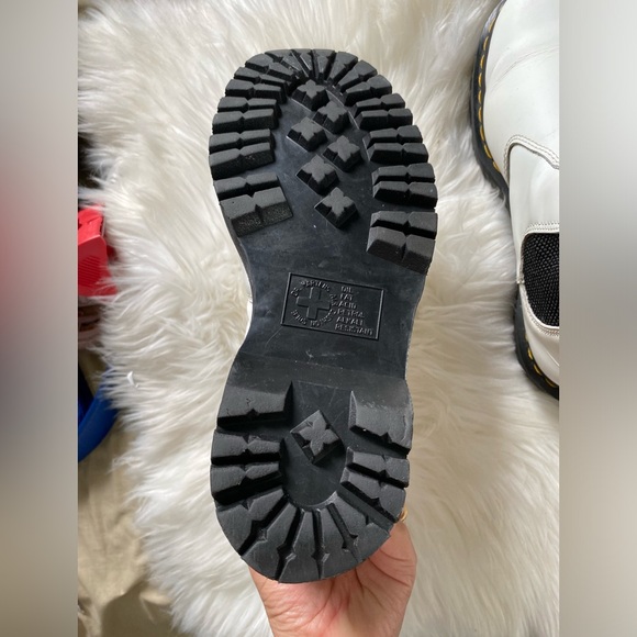 Dr. Martens SMOOTH LEATHER PLATFORM Women Chelsea Boot Size US 8 women’s - Picture 5 of 12